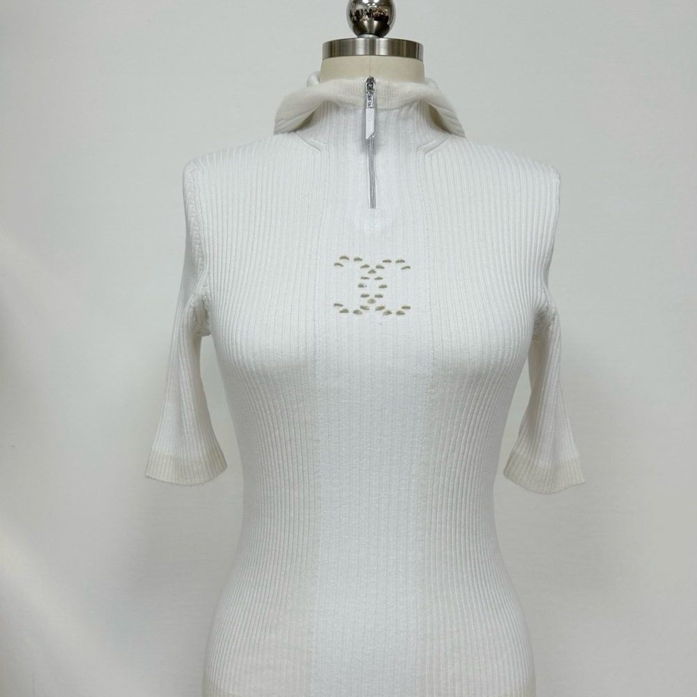 White Ribbed Half-Sleeve Top CC25C